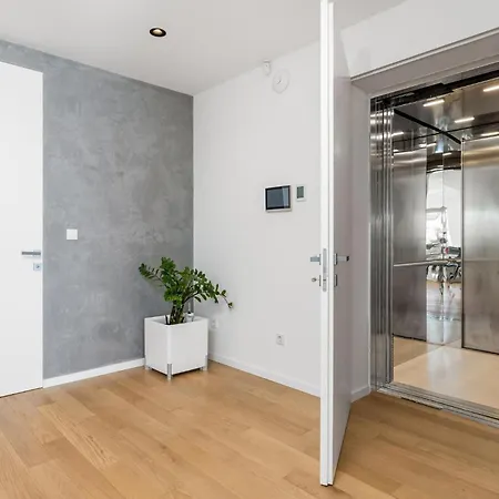 Gorgeous In With Kitchen Opatija