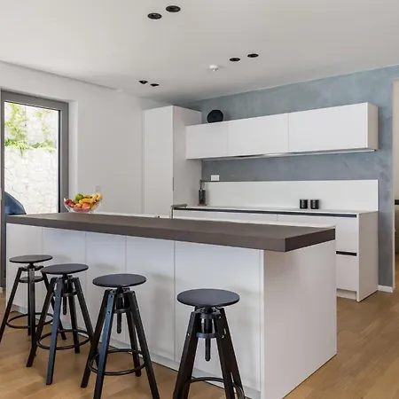 Apartament Gorgeous In With Kitchen Opatija
