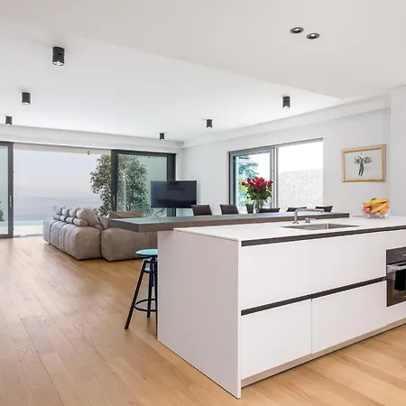 Gorgeous In With Kitchen Opatija